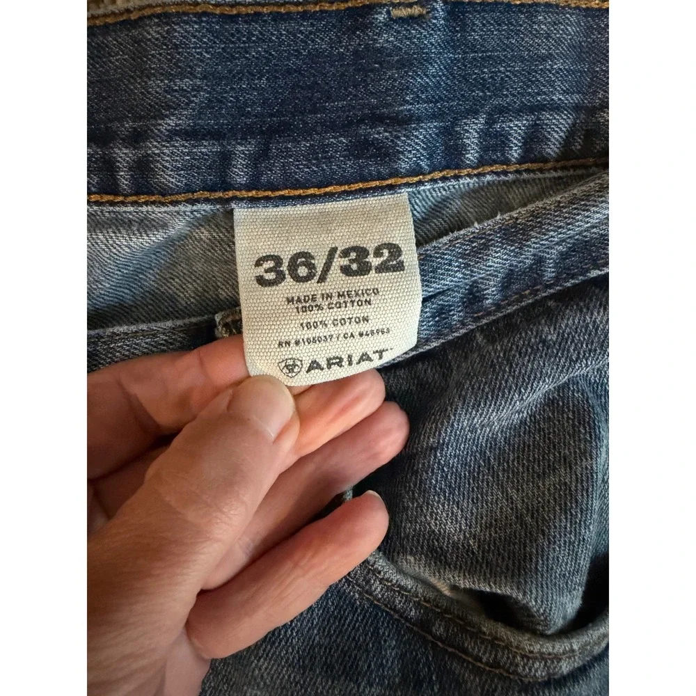 Ariat Mens 36x32 Blue Jeans Western Cowboy Straight Relaxed 100% Cotton